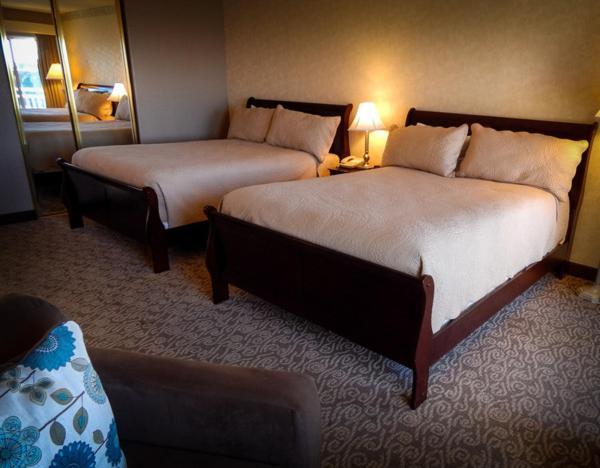 North Cliff Hotel Fort Bragg Room photo